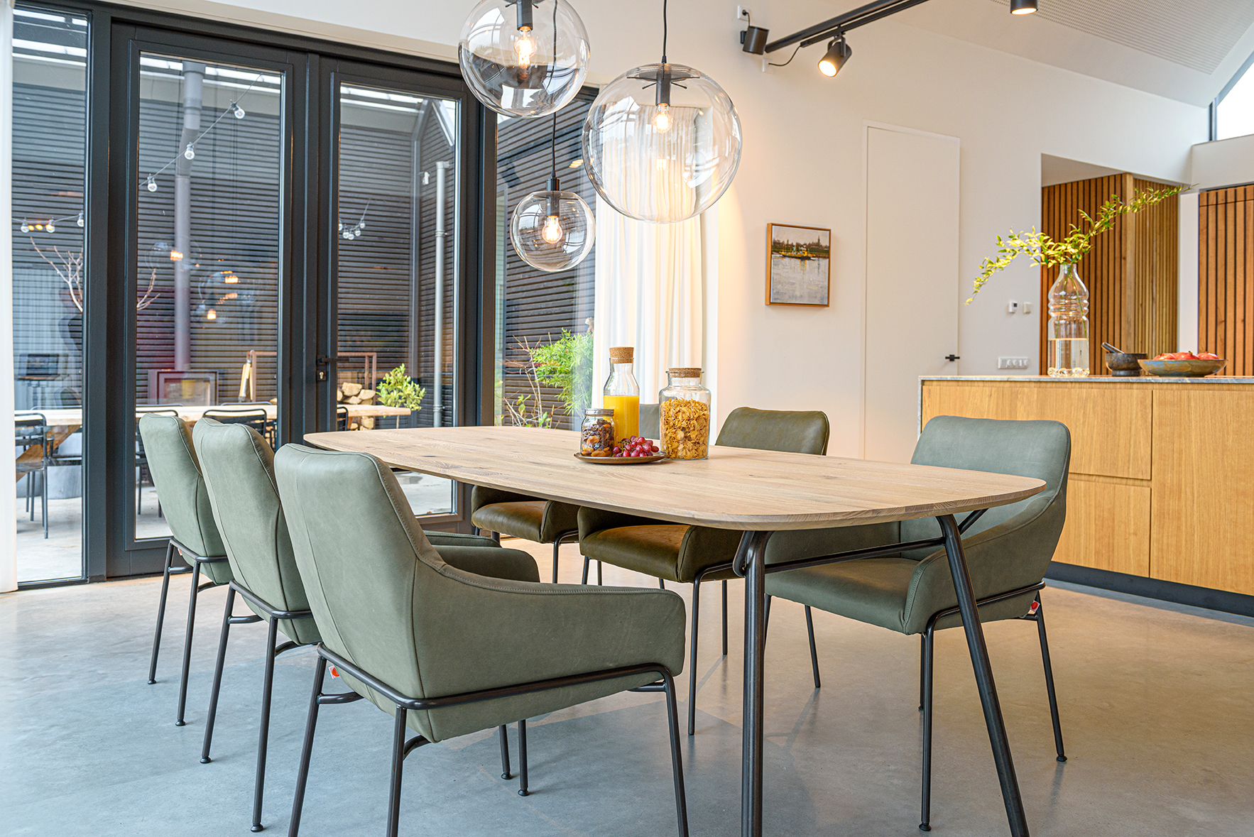 Jess 3385 Jolly Sadie Olive Vain Oak 1 LR